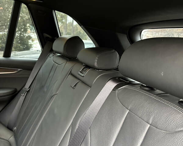 Серый БМВ Х5, объемом двигателя 2.99 л и пробегом 190 тыс. км за 43500 $, фото 33 на Automoto.ua