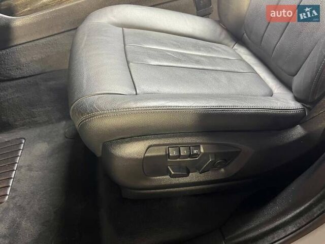 Сірий БМВ Х5, об'ємом двигуна 2.98 л та пробігом 158 тис. км за 25800 $, фото 29 на Automoto.ua