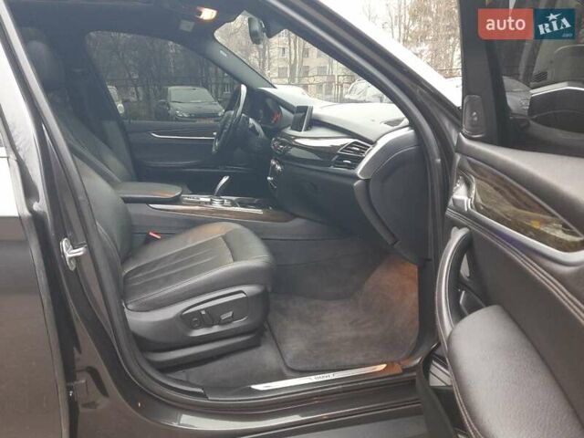 Серый БМВ Х5, объемом двигателя 3 л и пробегом 229 тыс. км за 27499 $, фото 50 на Automoto.ua