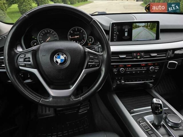 Сірий БМВ Х5, об'ємом двигуна 2 л та пробігом 180 тис. км за 25999 $, фото 38 на Automoto.ua