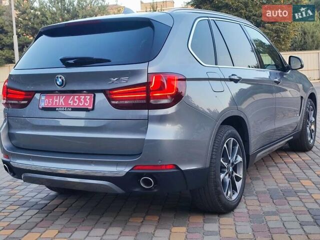 Серый БМВ Х5, объемом двигателя 3 л и пробегом 40 тыс. км за 28700 $, фото 1 на Automoto.ua