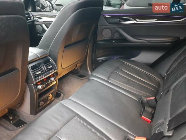 Серый БМВ Х5, объемом двигателя 3 л и пробегом 229 тыс. км за 27499 $, фото 35 на Automoto.ua