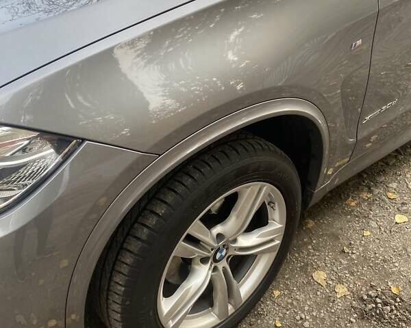 Серый БМВ Х5, объемом двигателя 2.99 л и пробегом 190 тыс. км за 43500 $, фото 92 на Automoto.ua