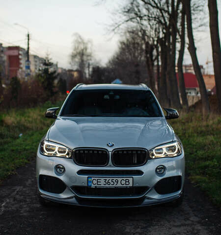 Серый БМВ Х5, объемом двигателя 2.98 л и пробегом 141 тыс. км за 29500 $, фото 1 на Automoto.ua