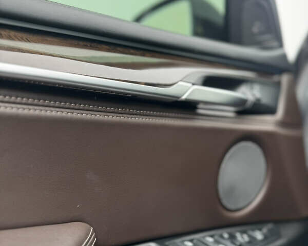 Серый БМВ Х5, объемом двигателя 2.99 л и пробегом 154 тыс. км за 36500 $, фото 24 на Automoto.ua