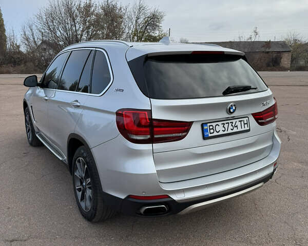 Сірий БМВ Х5, об'ємом двигуна 2 л та пробігом 145 тис. км за 22999 $, фото 16 на Automoto.ua