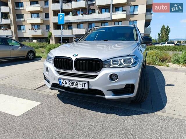 Серый БМВ Х5, объемом двигателя 2.98 л и пробегом 75 тыс. км за 38000 $, фото 2 на Automoto.ua