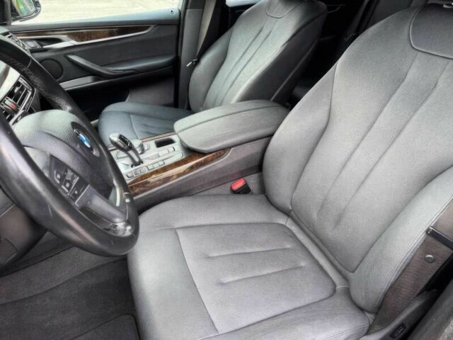 Серый БМВ Х5, объемом двигателя 3 л и пробегом 67 тыс. км за 20500 $, фото 8 на Automoto.ua