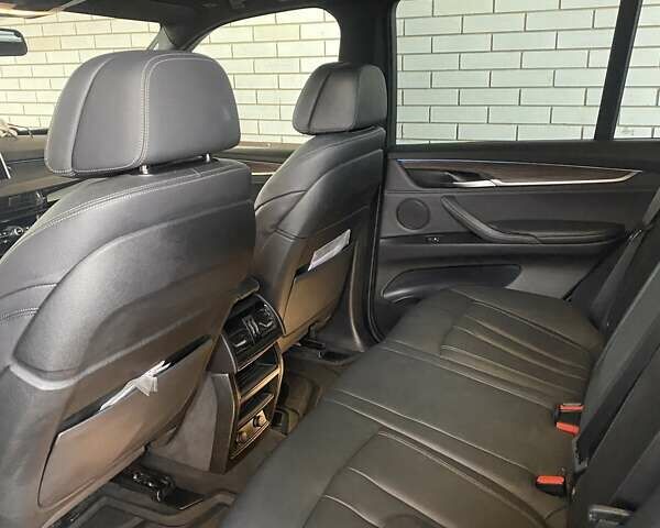 Сірий БМВ Х5, об'ємом двигуна 2.99 л та пробігом 190 тис. км за 43300 $, фото 103 на Automoto.ua