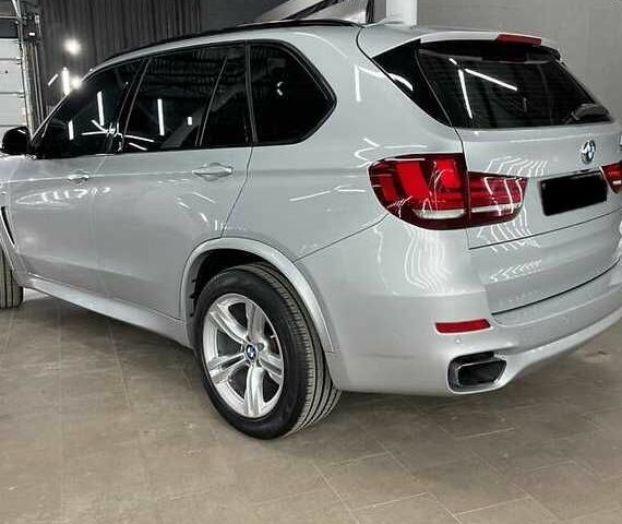 БМВ Х5 2017 в Киеве на Automoto.ua Серый БМВ Х5, объемом двигателя 2 л и пробегом 110 тыс. км за 21600 $, фото 3 на Automoto.ua