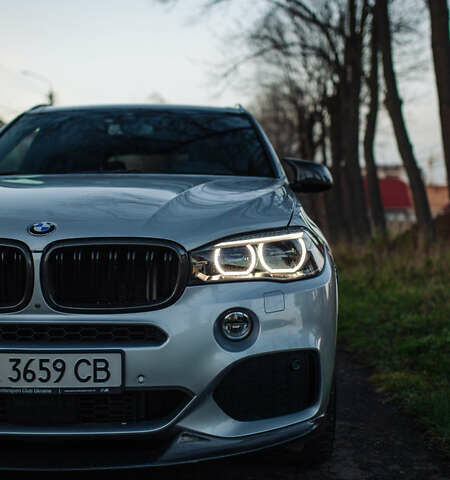 Серый БМВ Х5, объемом двигателя 2.98 л и пробегом 141 тыс. км за 29500 $, фото 5 на Automoto.ua