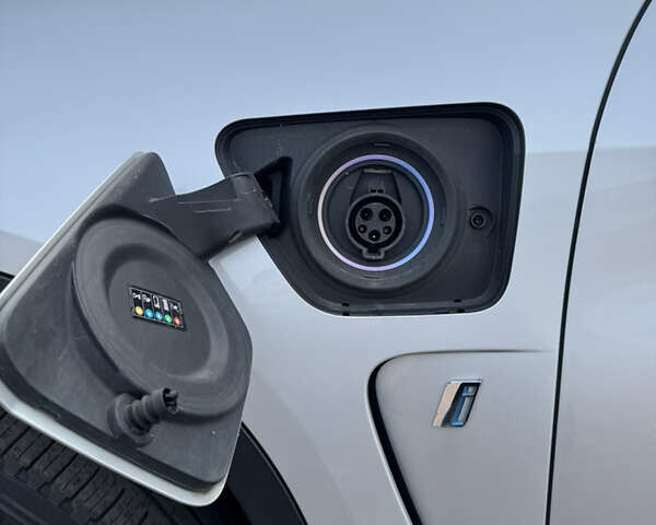 Сірий БМВ Х5, об'ємом двигуна 2 л та пробігом 145 тис. км за 22999 $, фото 5 на Automoto.ua