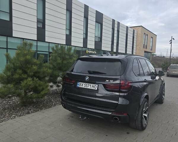 Серый БМВ Х5, объемом двигателя 2 л и пробегом 165 тыс. км за 35999 $, фото 3 на Automoto.ua