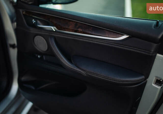 Серый БМВ Х5, объемом двигателя 2.98 л и пробегом 141 тыс. км за 29500 $, фото 27 на Automoto.ua