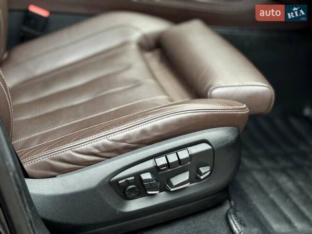Серый БМВ Х5, объемом двигателя 2 л и пробегом 192 тыс. км за 27999 $, фото 27 на Automoto.ua