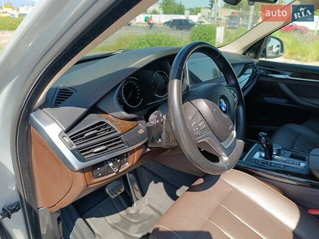 Серый БМВ Х5, объемом двигателя 2.98 л и пробегом 75 тыс. км за 38000 $, фото 25 на Automoto.ua