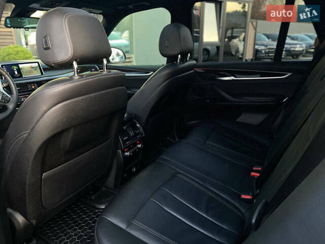 Серый БМВ Х5, объемом двигателя 2.99 л и пробегом 130 тыс. км за 33900 $, фото 6 на Automoto.ua