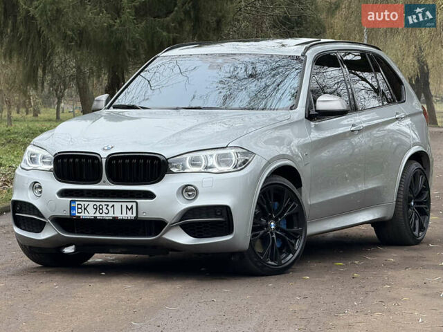 Серый БМВ Х5, объемом двигателя 3 л и пробегом 235 тыс. км за 29999 $, фото 7 на Automoto.ua