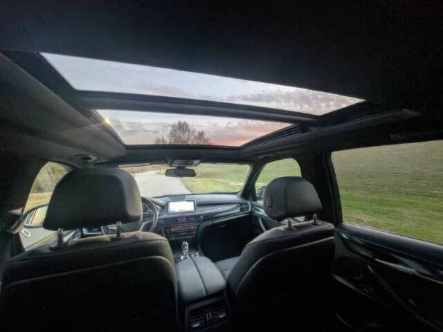 Серый БМВ Х5, объемом двигателя 3 л и пробегом 119 тыс. км за 8000 $, фото 16 на Automoto.ua