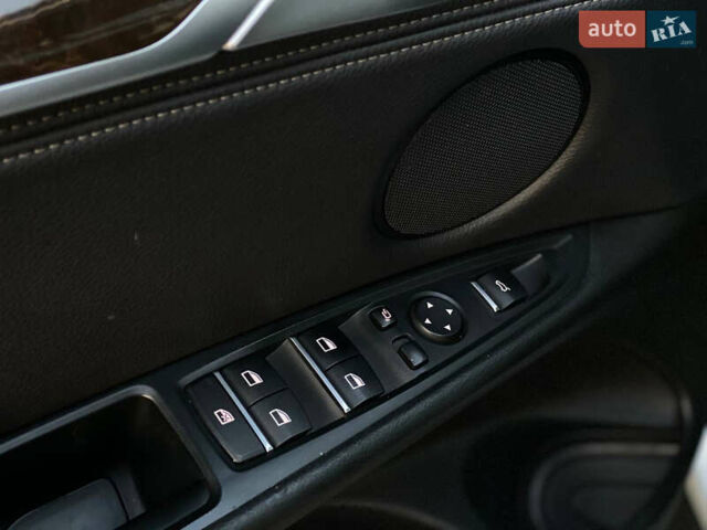 Серый БМВ Х5, объемом двигателя 2.99 л и пробегом 130 тыс. км за 33900 $, фото 18 на Automoto.ua