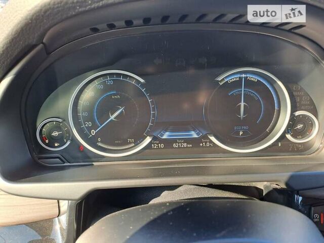 Сірий БМВ Х5, об'ємом двигуна 2 л та пробігом 62 тис. км за 42000 $, фото 1 на Automoto.ua