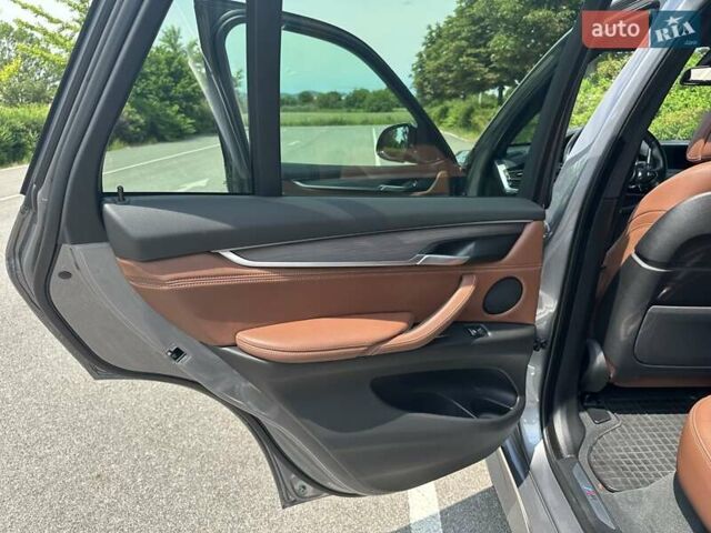 Серый БМВ Х5, объемом двигателя 2.98 л и пробегом 96 тыс. км за 40000 $, фото 13 на Automoto.ua