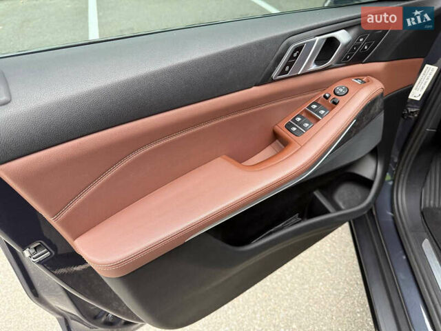 Серый БМВ Х5, объемом двигателя 2.99 л и пробегом 120 тыс. км за 52000 $, фото 23 на Automoto.ua