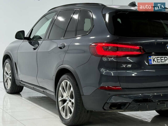 Сірий БМВ Х5, об'ємом двигуна 3 л та пробігом 139 тис. км за 46900 $, фото 12 на Automoto.ua