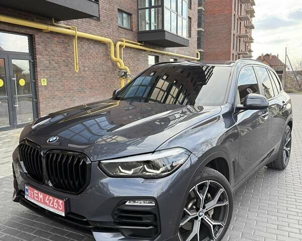 Серый БМВ Х5, объемом двигателя 3 л и пробегом 132 тыс. км за 54500 $, фото 6 на Automoto.ua