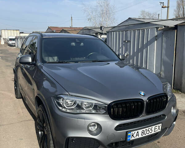 Серый БМВ Х5, объемом двигателя 2.99 л и пробегом 106 тыс. км за 50000 $, фото 6 на Automoto.ua