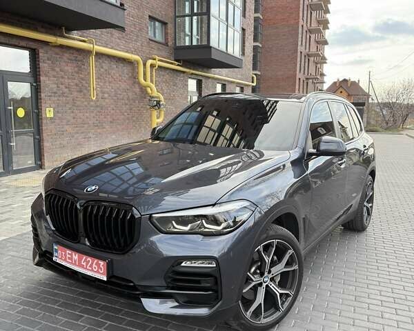 Серый БМВ Х5, объемом двигателя 3 л и пробегом 132 тыс. км за 54500 $, фото 4 на Automoto.ua