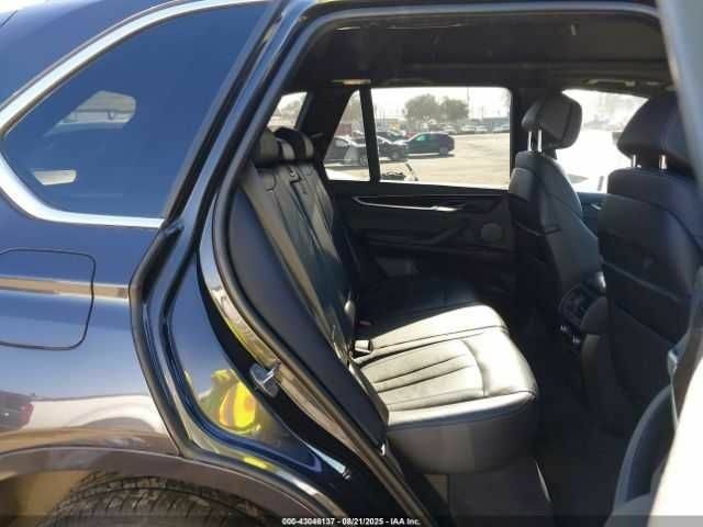 Серый БМВ Х5, объемом двигателя 3 л и пробегом 186 тыс. км за 8500 $, фото 7 на Automoto.ua