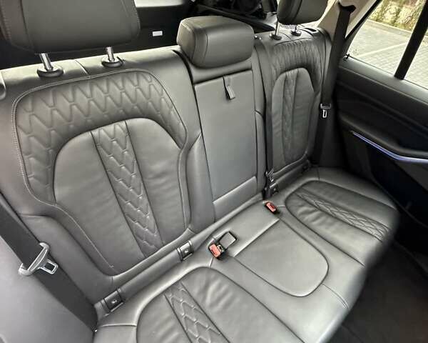 Серый БМВ Х5, объемом двигателя 3 л и пробегом 132 тыс. км за 54500 $, фото 92 на Automoto.ua