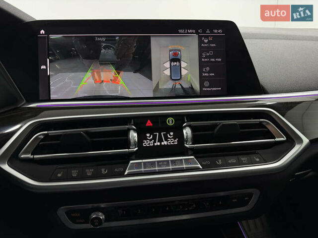 Сірий БМВ Х5, об'ємом двигуна 3 л та пробігом 139 тис. км за 46900 $, фото 29 на Automoto.ua