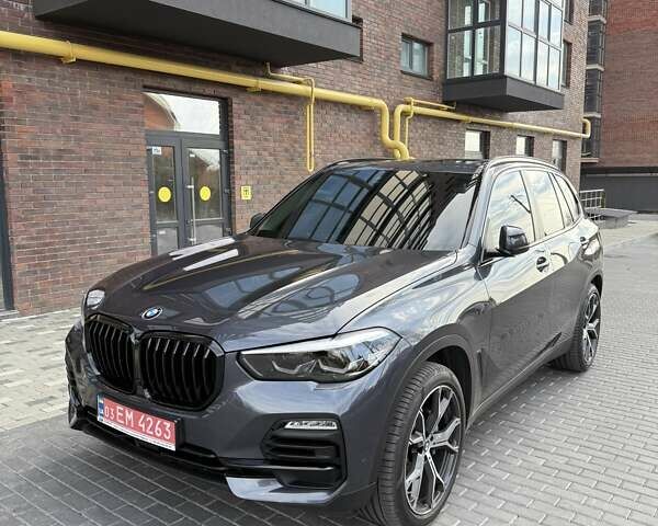 Серый БМВ Х5, объемом двигателя 3 л и пробегом 132 тыс. км за 54500 $, фото 14 на Automoto.ua
