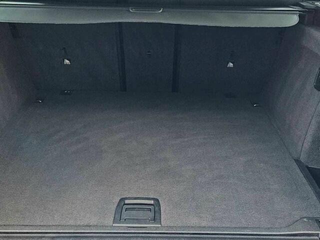 Серый БМВ Х5, объемом двигателя 2 л и пробегом 117 тыс. км за 24000 $, фото 15 на Automoto.ua