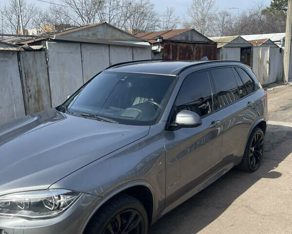 Серый БМВ Х5, объемом двигателя 2.99 л и пробегом 106 тыс. км за 50000 $, фото 23 на Automoto.ua