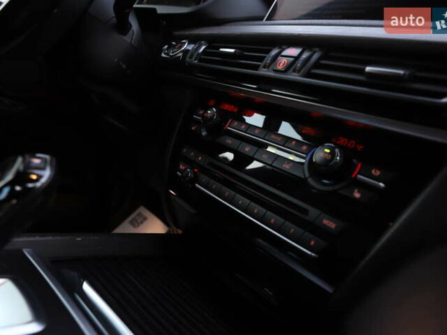 Серый БМВ Х5, объемом двигателя 3 л и пробегом 232 тыс. км за 29999 $, фото 62 на Automoto.ua