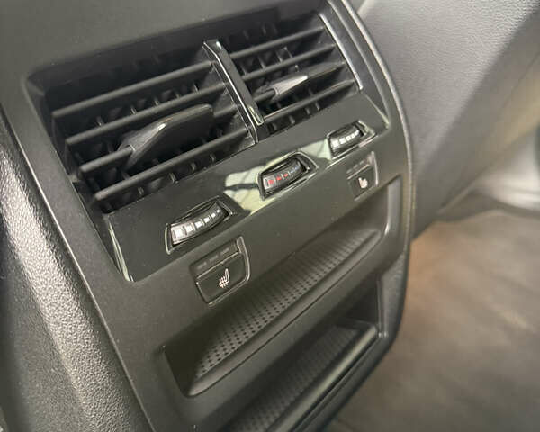 Сірий БМВ Х5, об'ємом двигуна 2.99 л та пробігом 190 тис. км за 55000 $, фото 11 на Automoto.ua