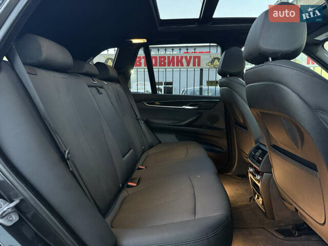 Серый БМВ Х5, объемом двигателя 2.98 л и пробегом 86 тыс. км за 29500 $, фото 71 на Automoto.ua