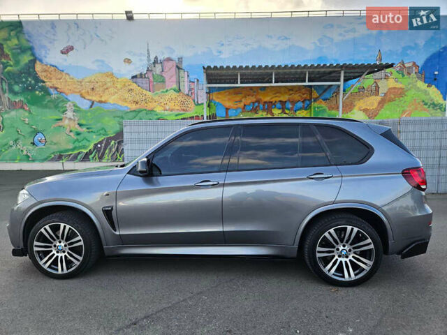 Сірий БМВ Х5, об'ємом двигуна 2.99 л та пробігом 225 тис. км за 43000 $, фото 1 на Automoto.ua