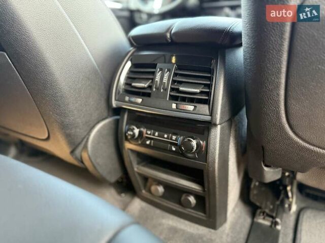 Сірий БМВ Х5, об'ємом двигуна 2.98 л та пробігом 116 тис. км за 35500 $, фото 30 на Automoto.ua