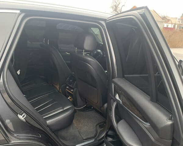 Серый БМВ Х5, объемом двигателя 2.98 л и пробегом 123 тыс. км за 25000 $, фото 7 на Automoto.ua