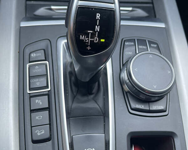 Серый БМВ Х5, объемом двигателя 2.99 л и пробегом 106 тыс. км за 50000 $, фото 26 на Automoto.ua