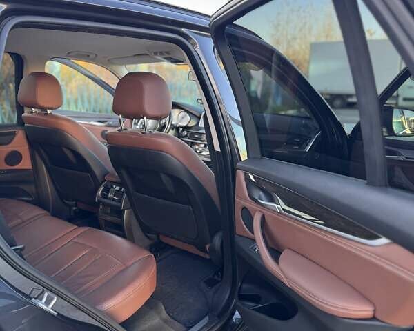 Серый БМВ Х5, объемом двигателя 2.99 л и пробегом 126 тыс. км за 37000 $, фото 14 на Automoto.ua