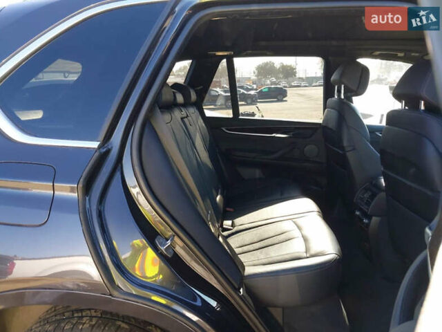 Серый БМВ Х5, объемом двигателя 3 л и пробегом 231 тыс. км за 9800 $, фото 6 на Automoto.ua