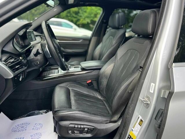 Серый БМВ Х5, объемом двигателя 3 л и пробегом 40 тыс. км за 8500 $, фото 9 на Automoto.ua