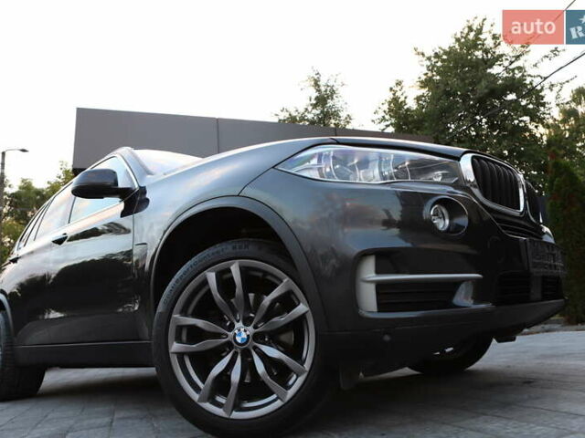 Серый БМВ Х5, объемом двигателя 3 л и пробегом 232 тыс. км за 29999 $, фото 16 на Automoto.ua