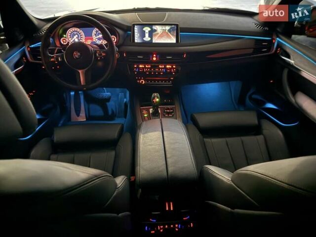 Сірий БМВ Х5, об'ємом двигуна 2.98 л та пробігом 116 тис. км за 35500 $, фото 54 на Automoto.ua