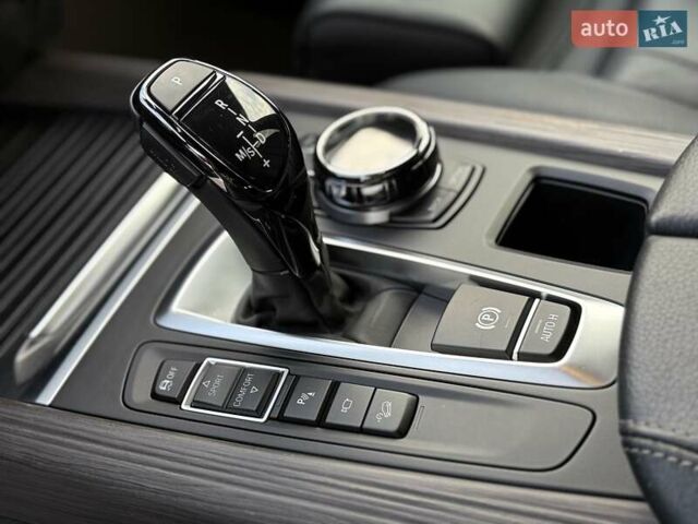 Сірий БМВ Х5, об'ємом двигуна 2.98 л та пробігом 116 тис. км за 35500 $, фото 22 на Automoto.ua